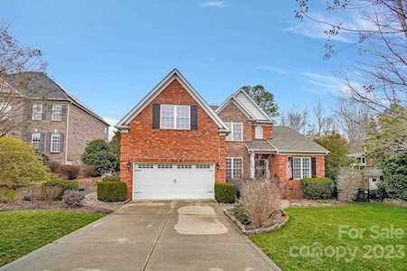 234 Mcduffie Ln Fort Mill, SC 29715