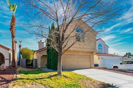 3236 Shoreheight St Las Vegas, NV 89117