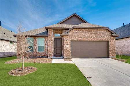 4004 Starlight Creek Drive Celina, TX 75009
