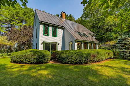366 Old County Rd Plainfield, NH 03781