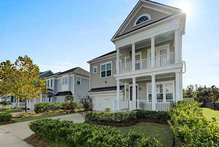 2966 Clearwater Dr Mount Pleasant, SC 29466