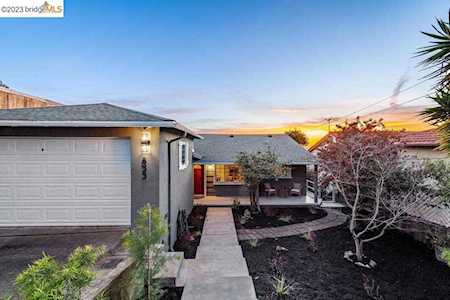 855 Gelston Pl El Cerrito, CA 94530
