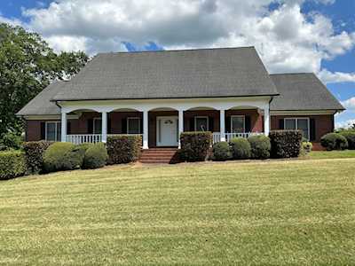 1208 Mill Creek Lane Stockbridge, GA 30281