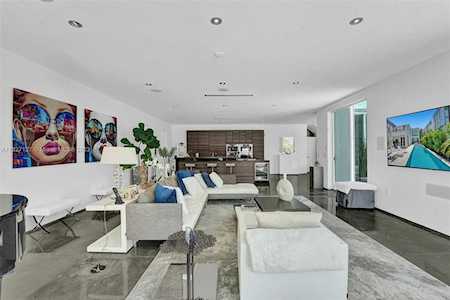 1312 SE 2nd St Fort Lauderdale, FL 33301