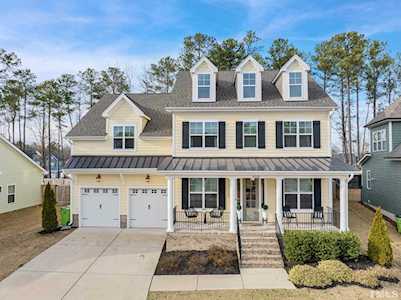 408 Barrington Hall Drive Rolesville, NC 27571