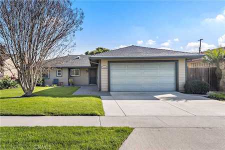18560 Lime Circle Fountain Valley, CA 92708