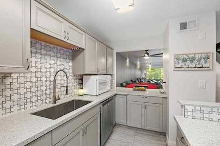 5700 Baltimore Dr #76 La Mesa, CA 91942