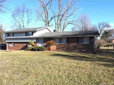 5300 Deer Path Lane Dayton, OH 45415