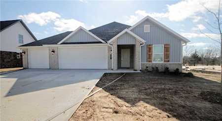 403 Pennington Ave Prairie Grove, AR 72753