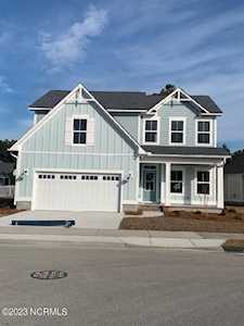 557 Moss Lake Lane Holly Ridge, NC 28445