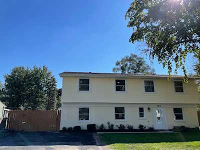345 Fleetwood Ave Bolingbrook, IL 60440