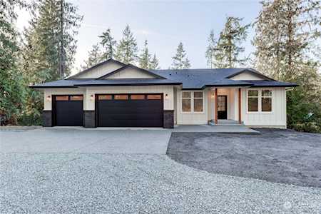 4704 192nd St NW Stanwood, WA 98292