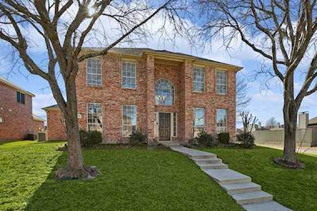 1352 Prairie Drive Lewisville, TX 75067
