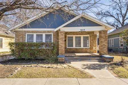 1615 S Henderson Street Fort Worth, TX 76104