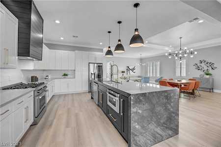 2989 Red Springs Dr Las Vegas, NV 89135