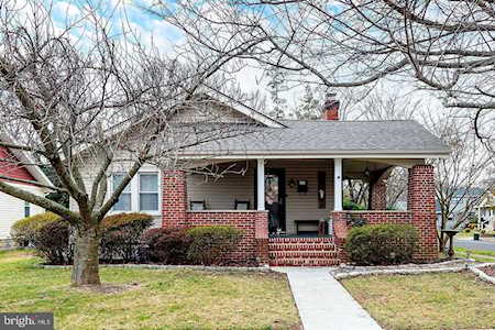 417 Colonial Woodbury, NJ 08096