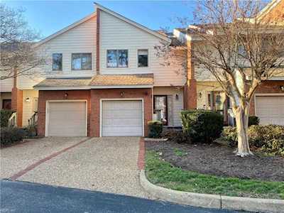 715 Coquina Ln Virginia Beach, VA 23451