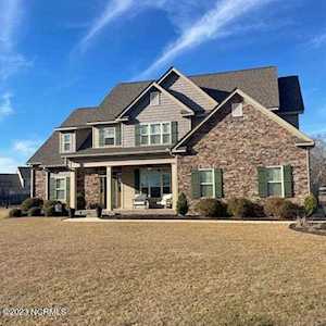 902 Derbyshire Lane Greenville, NC 27858