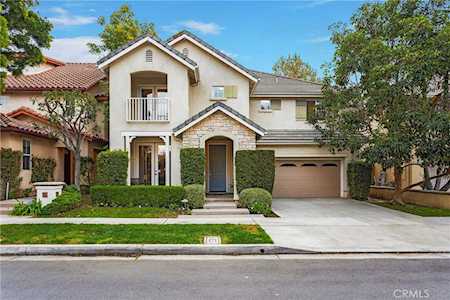 28 Rosenblum Irvine, CA 92602
