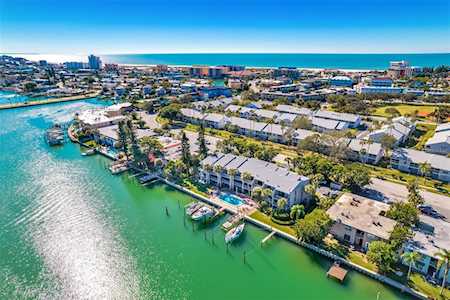 11855 3rd St E Treasure Island, FL 33706