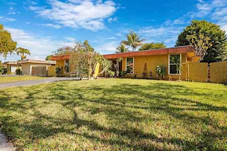 7804 NW 73rd Ave Tamarac, FL 33321