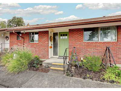 11545 SW Majestic LN #6 King City, OR 97224