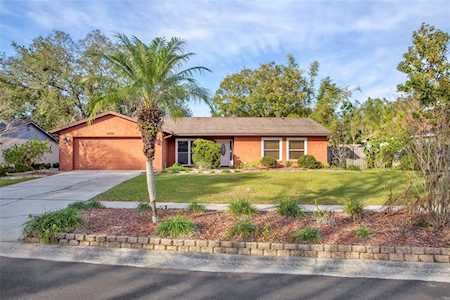 8006 Dumont Ct Temple Terrace, FL 33637