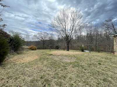3859 Old Highway 13 Cumberland City, TN 37050