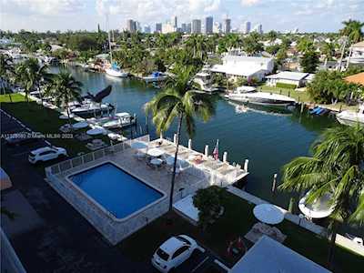 1731 SE 15th St #613 Fort Lauderdale, FL 33316