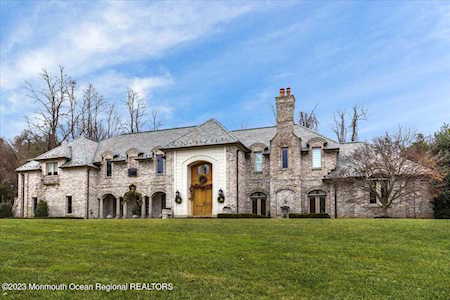 14 Brandywine Ln Colts Neck, NJ 07722