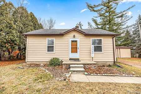 23491 Middlebelt Farmington Hills, MI 48336