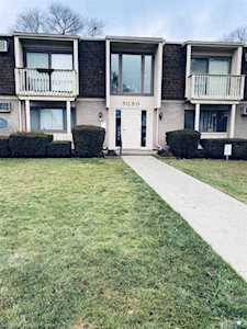 7050 Villa Waterford, MI 48327