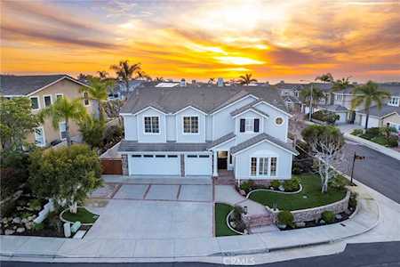 2801 Corte Esmeralda San Clemente, CA 92673