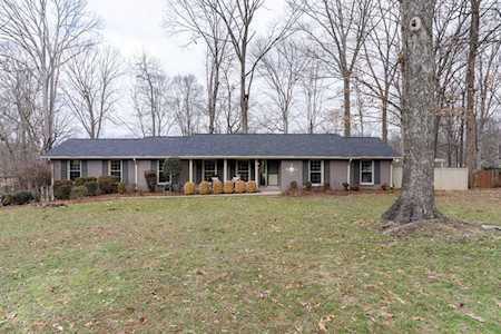 220 Hidden Lake Rd Hendersonville, TN 37075
