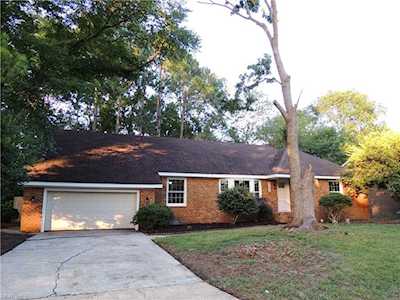4760 Eastwind Rd Virginia Beach, VA 23464