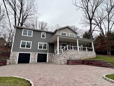 10 Hillside Ave North Caldwell Boro, NJ 07006