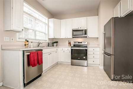 103 Woodsong Ln Mooresville, NC 28117