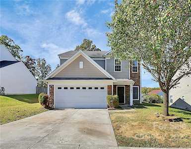 13833 Plowdon Ct Charlotte, NC 28215