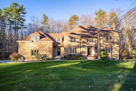 15 Rockrimmon Rd North Hampton, NH 03862