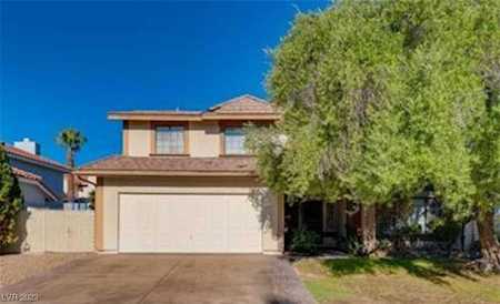 2817 Quail Lakes Ct Las Vegas, NV 89117