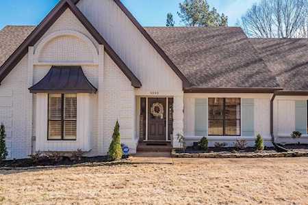 9393 Rocky Woods Dr Cordova, TN 38018