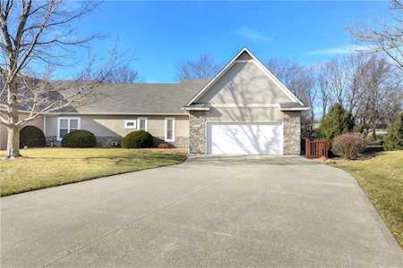 1115 Pebble Beach Dr #5 Lansing, KS 66043