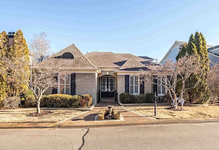 7258 Oakville Dr Germantown, TN 38138