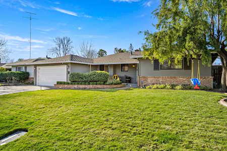 4287 Warren Avenue Sacramento, CA 95822