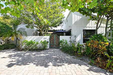 3455 Anglin Dr Sarasota, FL 34242