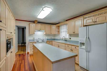 2506 Sleepy Hollow Dr Nashville, TN 37217