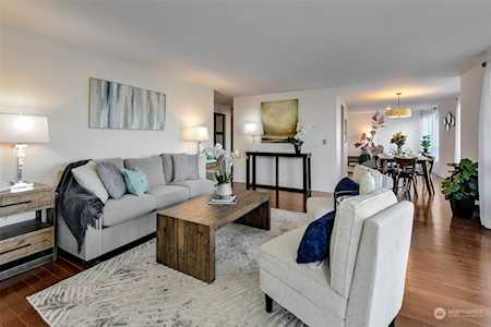 500 Elm Way #28 Edmonds, WA 98020