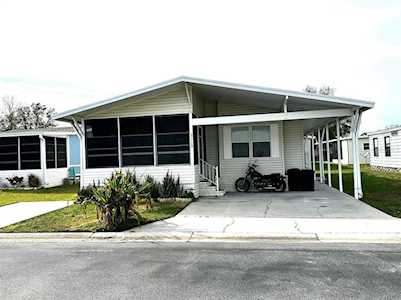 3115 Moss Hill St Wesley Chapel, FL 33543