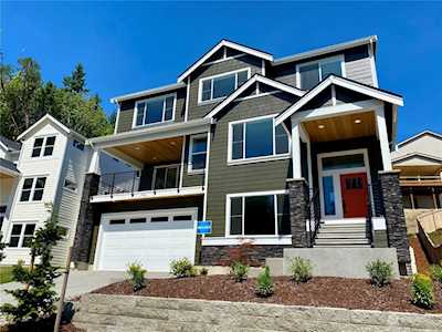 1774 NE Crystallia Ct Poulsbo, WA 98370