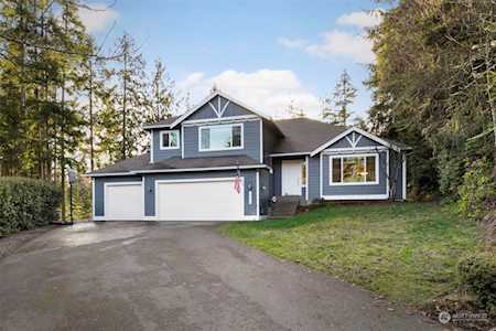 10263 Homeport Place NE Poulsbo, WA 98370